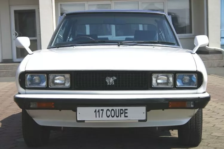 Автомобиль Isuzu 117 I Рестайлинг Купе