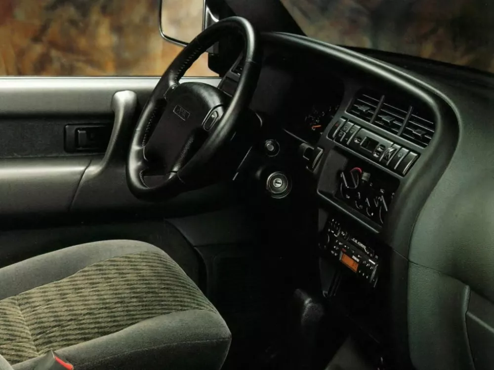 Автомобиль Isuzu Bighorn II Внедорожник (5 дверей)