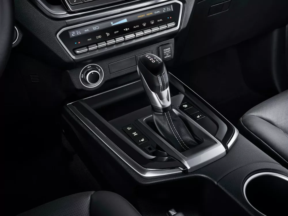 Автомобиль Isuzu D-Max III Пикап Двойная кабина