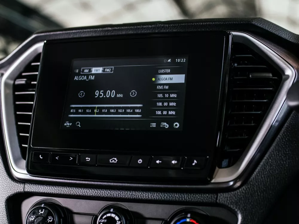 Автомобиль Isuzu D-Max III Пикап Полуторная кабина