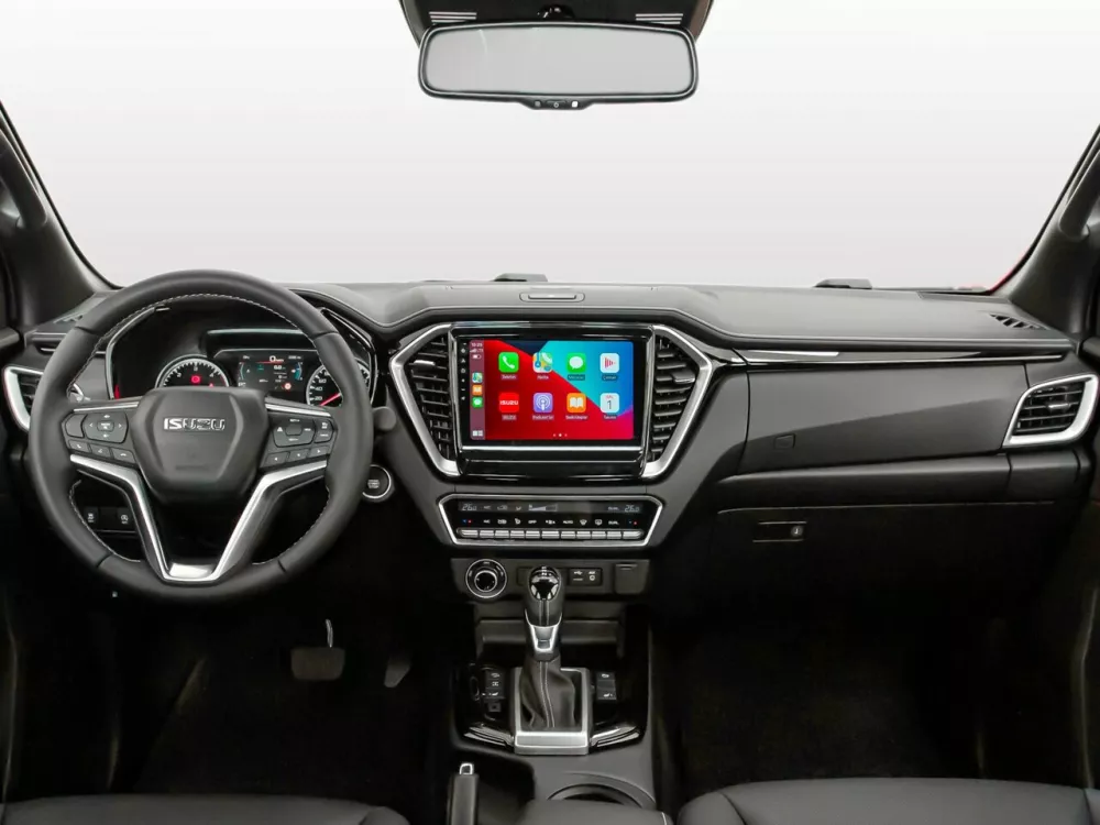 Автомобиль Isuzu D-Max III Пикап Полуторная кабина