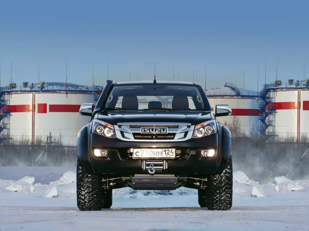 Автомобиль Isuzu D-Max II Пикап Двойная кабина Arctic Trucks