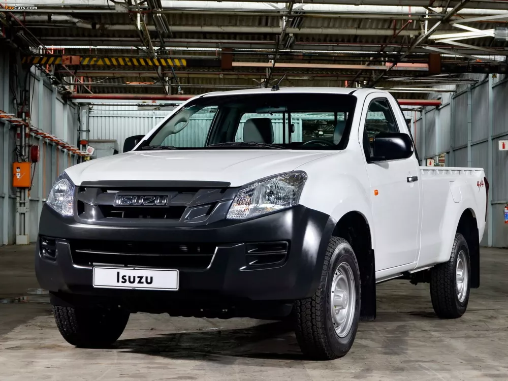 Автомобиль Isuzu D-Max II Пикап Одинарная кабина
