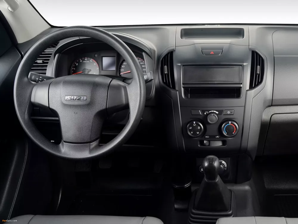 Автомобиль Isuzu D-Max II Пикап Одинарная кабина