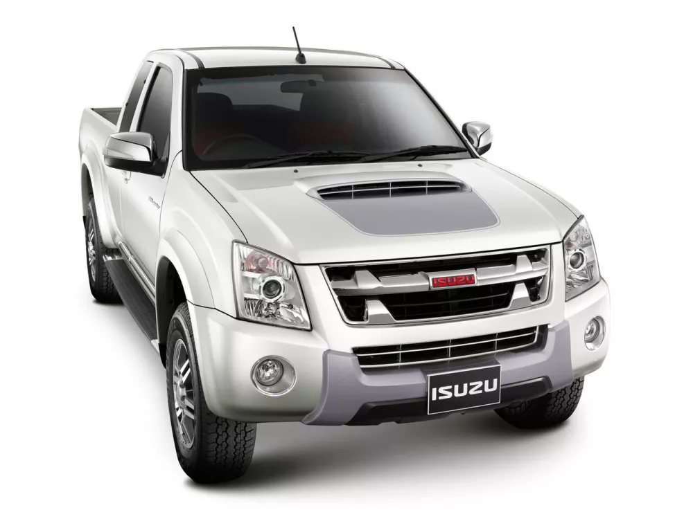 Автомобиль Isuzu D-Max I Рестайлинг Пикап Полуторная кабина