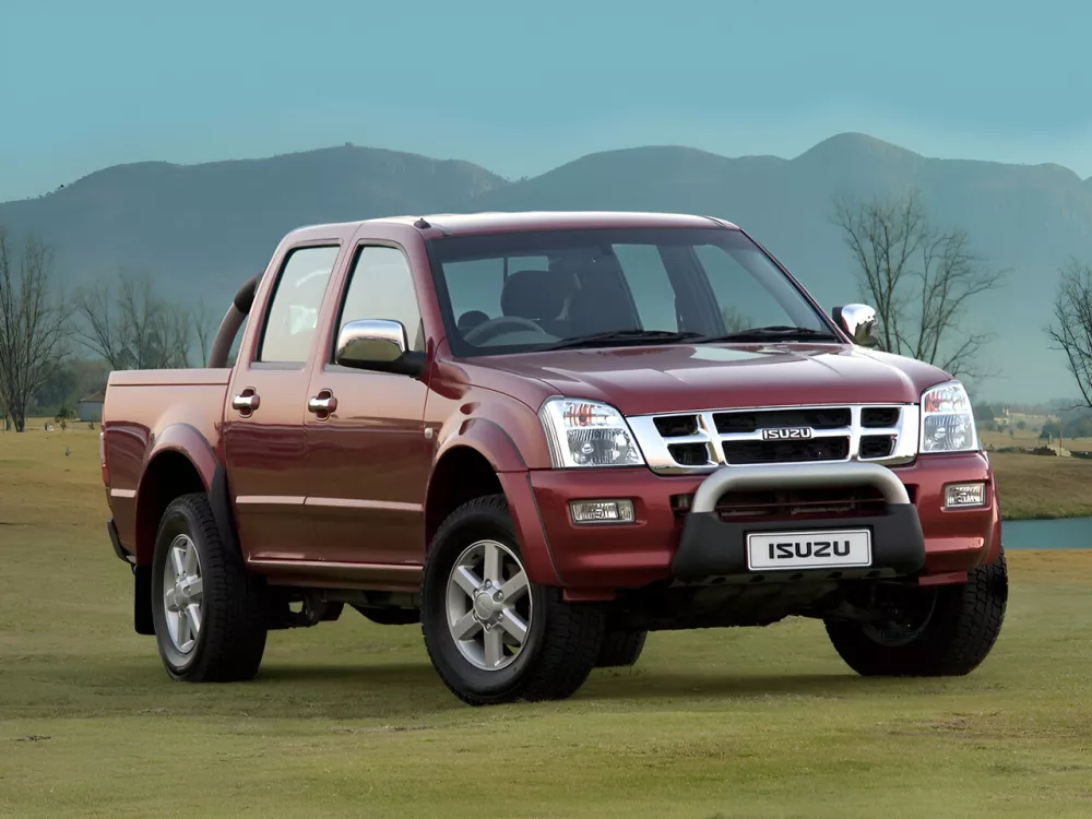 Автомобиль Isuzu D-Max I Пикап Двойная кабина