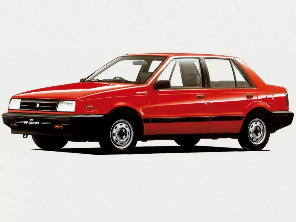 Автомобиль Isuzu Gemini II Седан