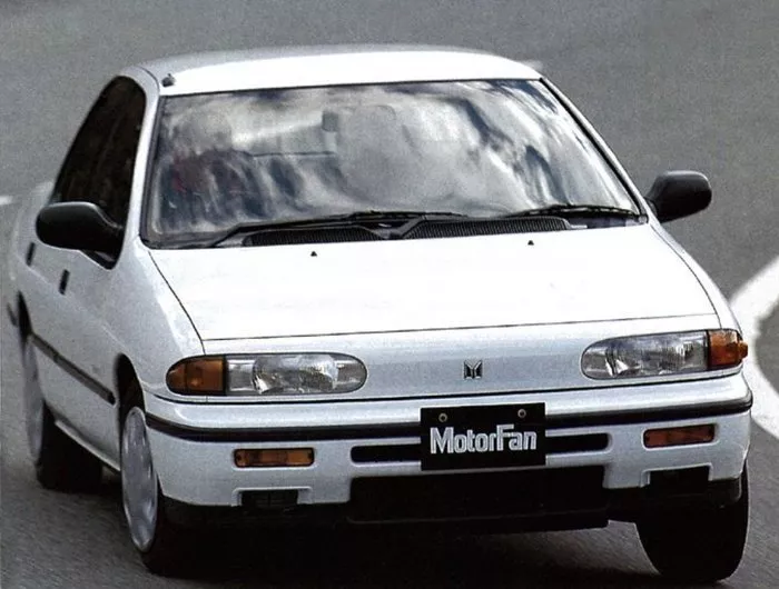 Автомобиль Isuzu Gemini III Седан