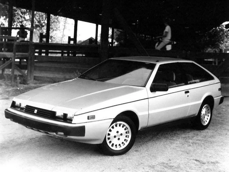 Автомобиль Isuzu Impulse I Хэтчбек (3 двери)