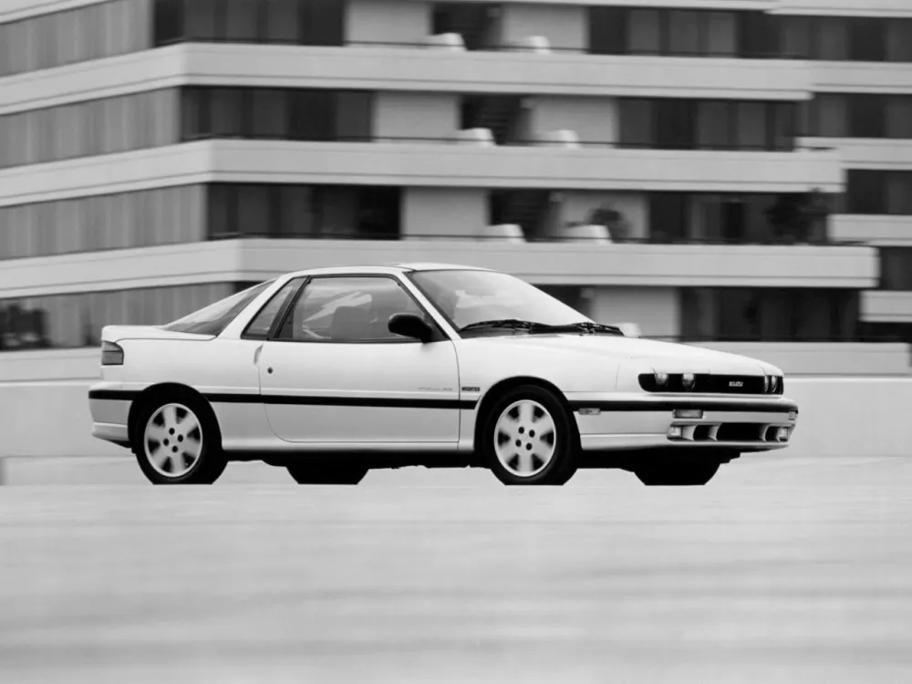 Автомобиль Isuzu Impulse II Хэтчбек (3 двери)