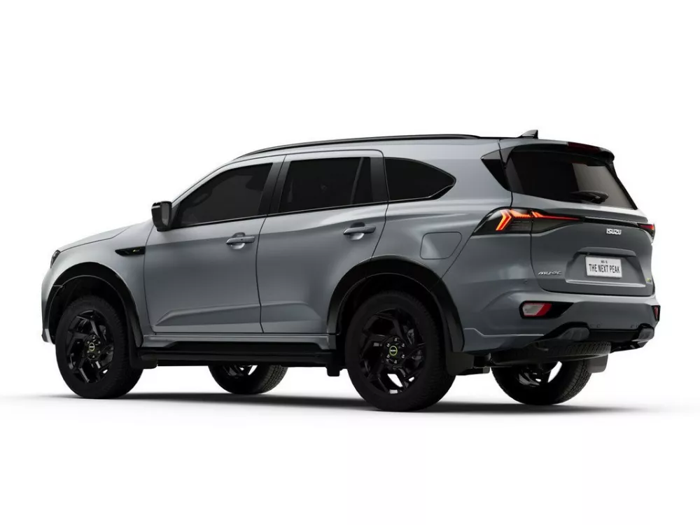 Автомобиль Isuzu MU-X II Рестайлинг Внедорожник (5 дверей)
