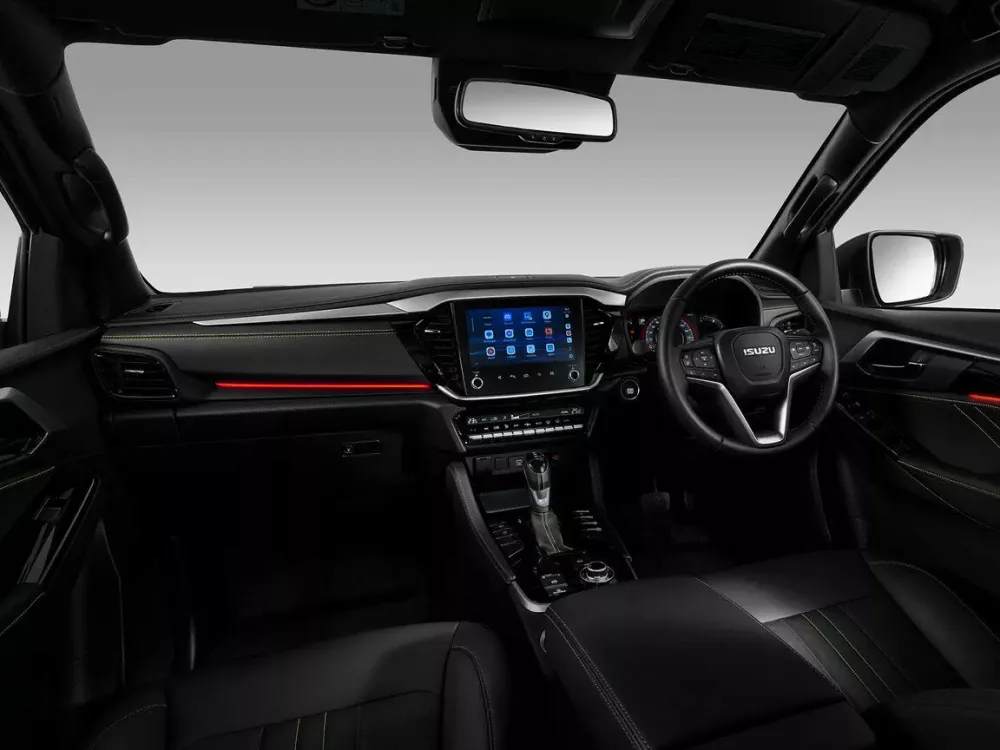 Автомобиль Isuzu MU-X II Рестайлинг Внедорожник (5 дверей)
