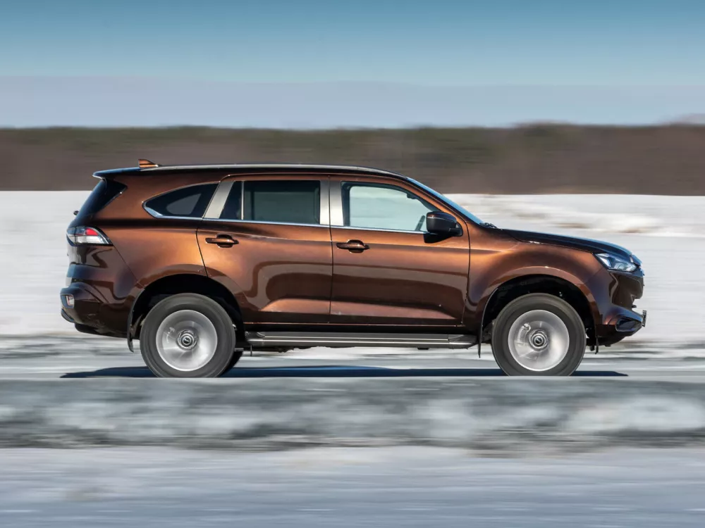 Автомобиль Isuzu MU-X II Внедорожник (5 дверей)