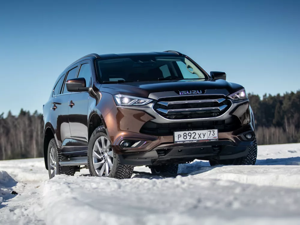 Автомобиль Isuzu MU-X II Внедорожник (5 дверей)