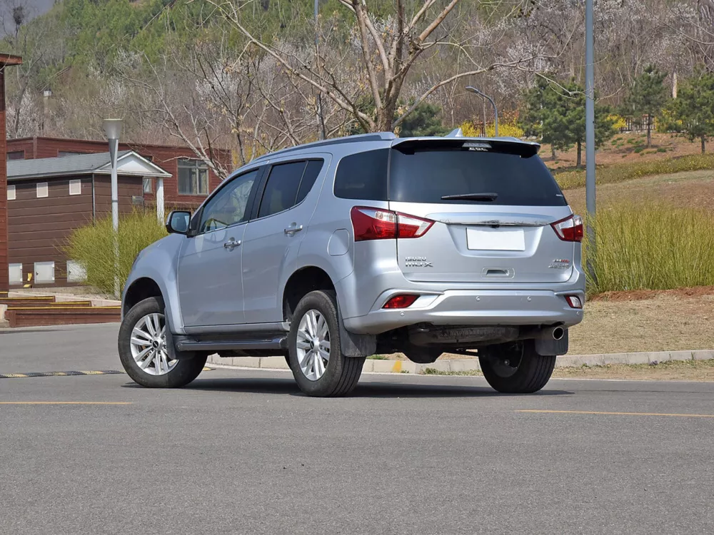 Автомобиль Isuzu MU-X I Рестайлинг (China Market) Внедорожник (5 дверей)