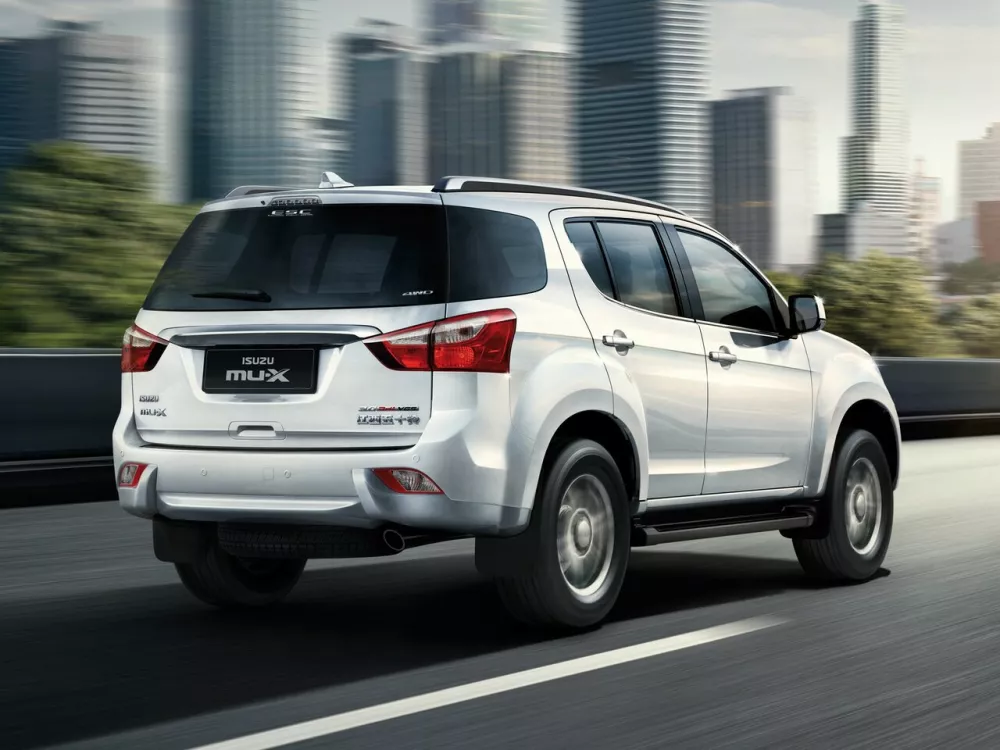 Автомобиль Isuzu MU-X I Внедорожник (5 дверей)