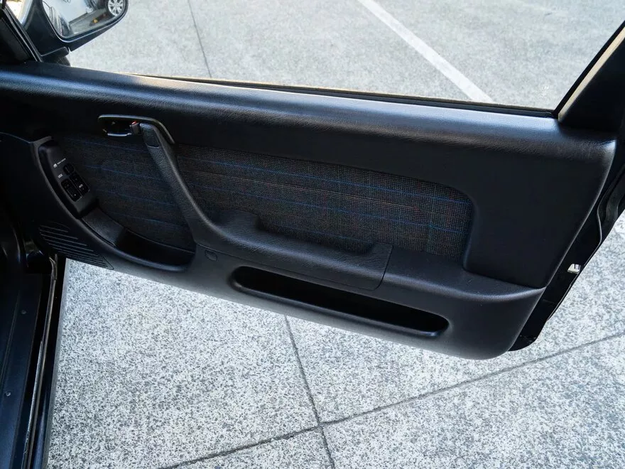 Автомобиль Isuzu Pa Nero Купе