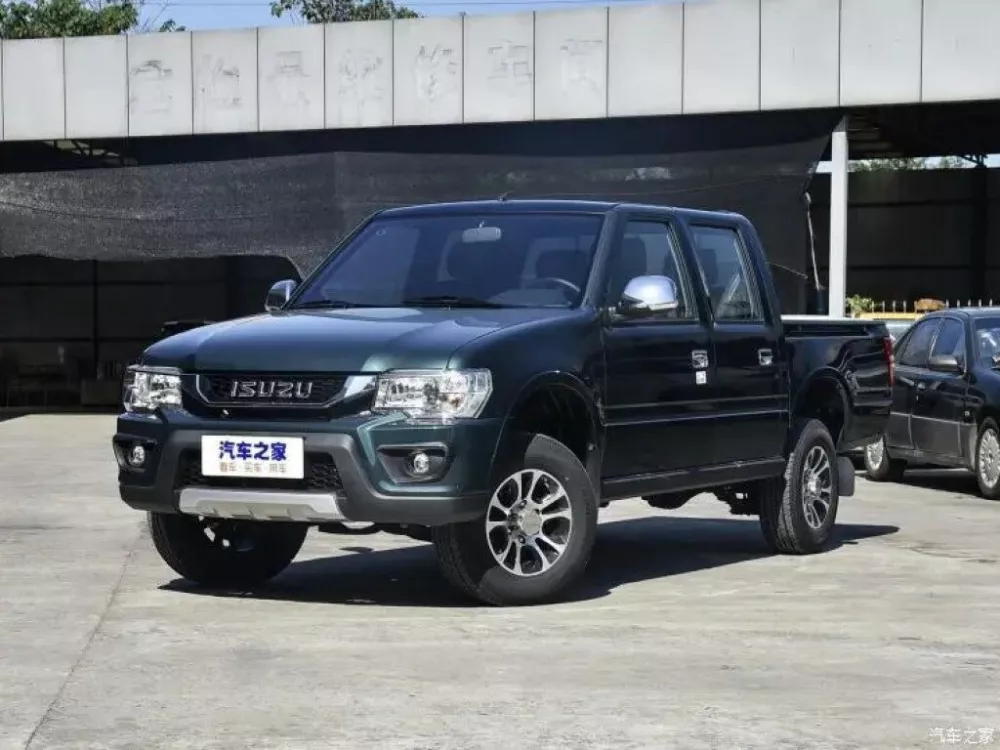 Автомобиль Isuzu T17 Пикап Двойная кабина