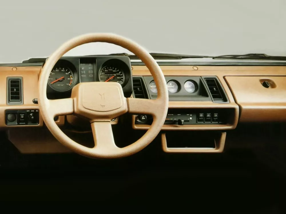 Автомобиль Isuzu Trooper I Внедорожник (5 дверей)