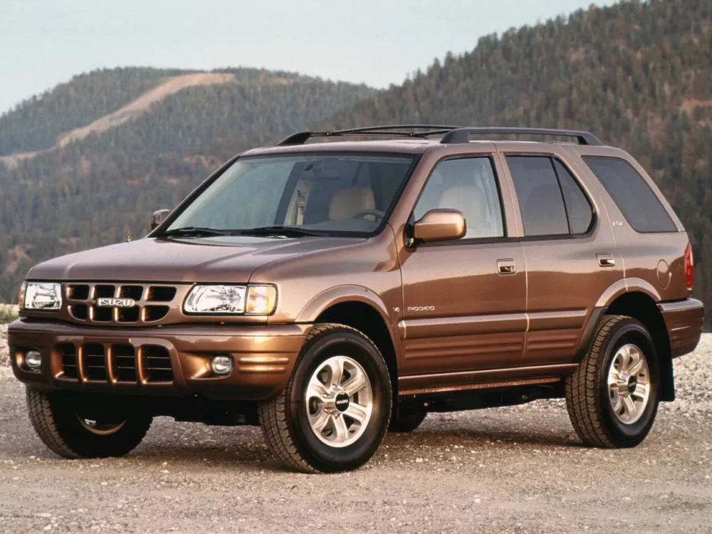 Автомобиль Isuzu Rodeo II Внедорожник (5 дверей)