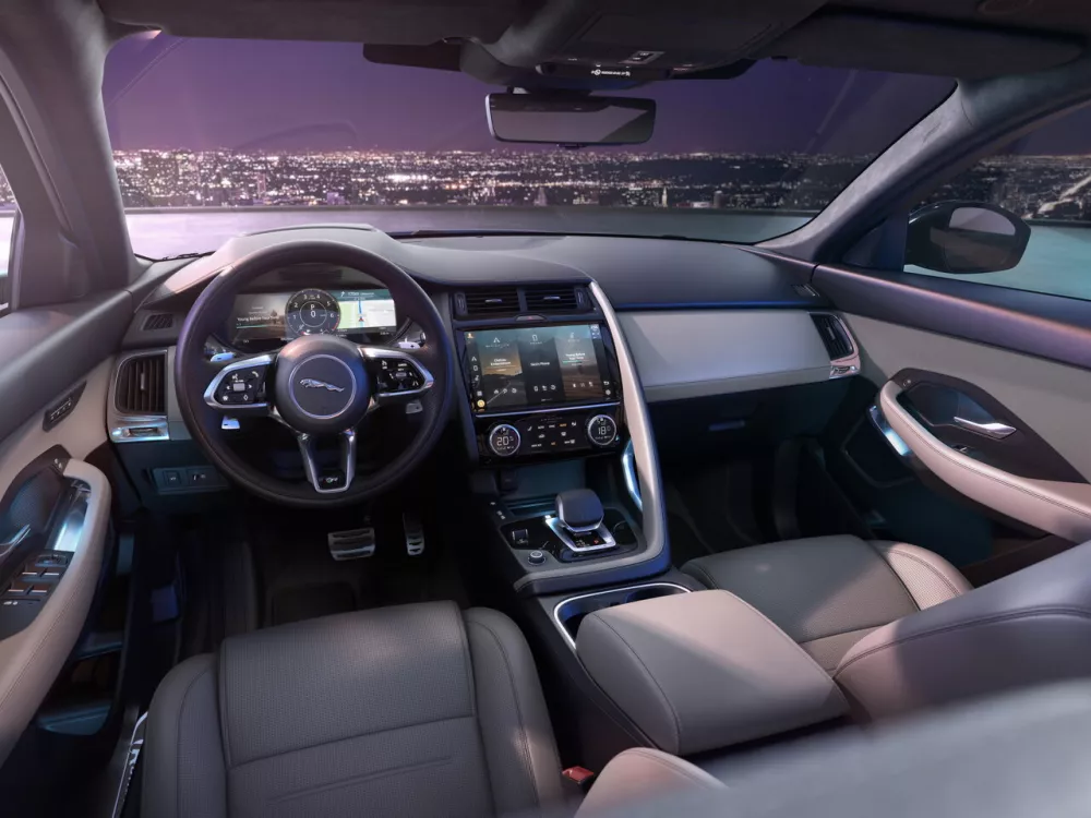 Автомобиль Jaguar E-Pace I Рестайлинг Внедорожник (5 дверей)