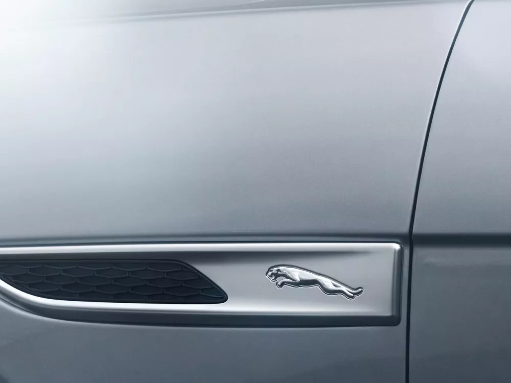 Автомобиль Jaguar F-Pace I Рестайлинг Внедорожник (5 дверей)