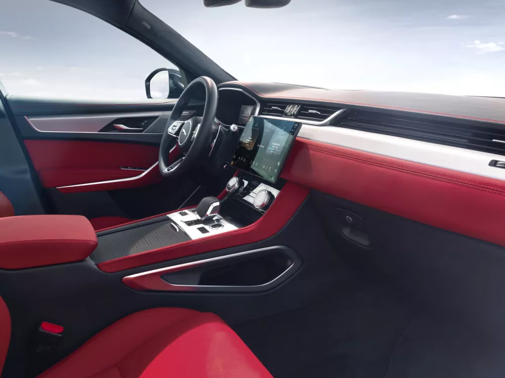 Автомобиль Jaguar F-Pace I Рестайлинг Внедорожник (5 дверей)