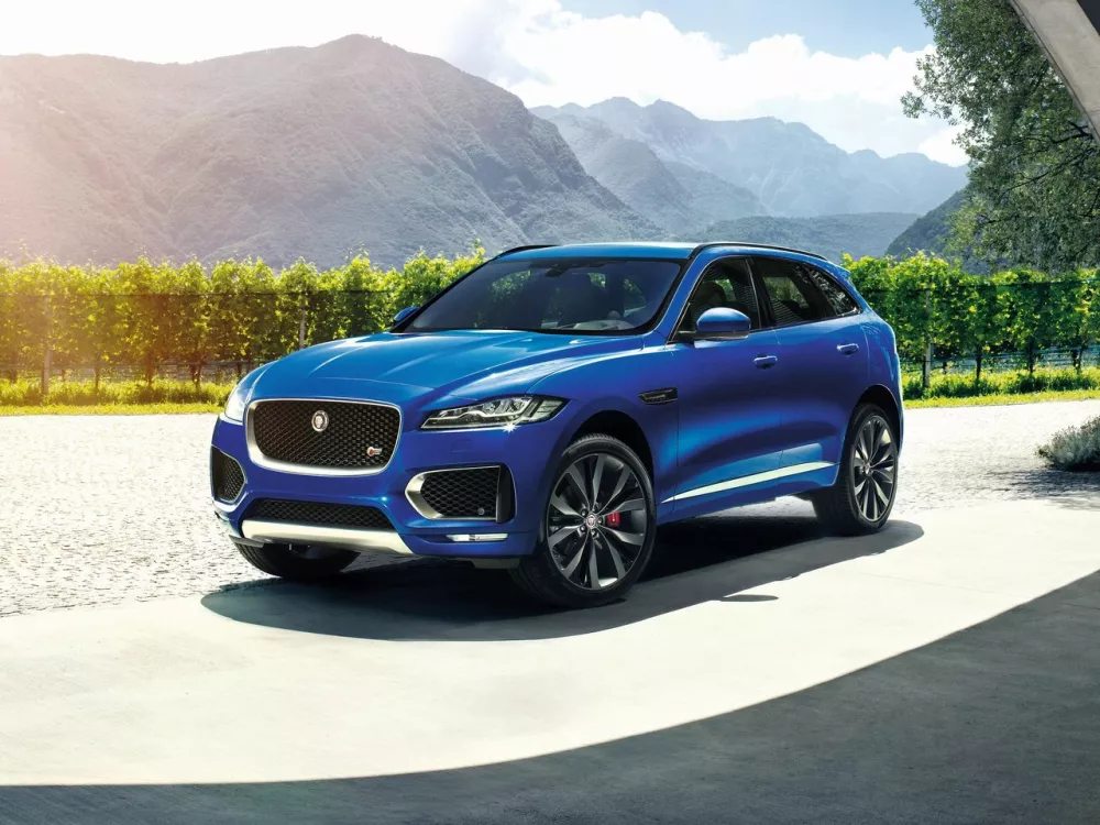 Автомобиль Jaguar F-Pace I Внедорожник (5 дверей)