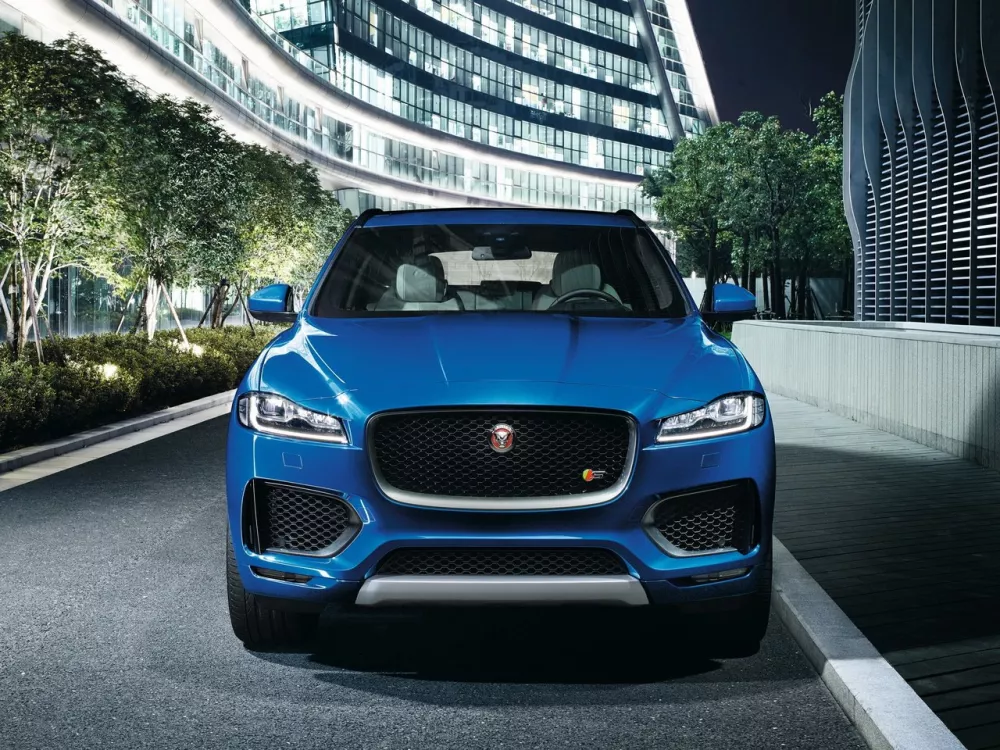 Автомобиль Jaguar F-Pace I Внедорожник (5 дверей)