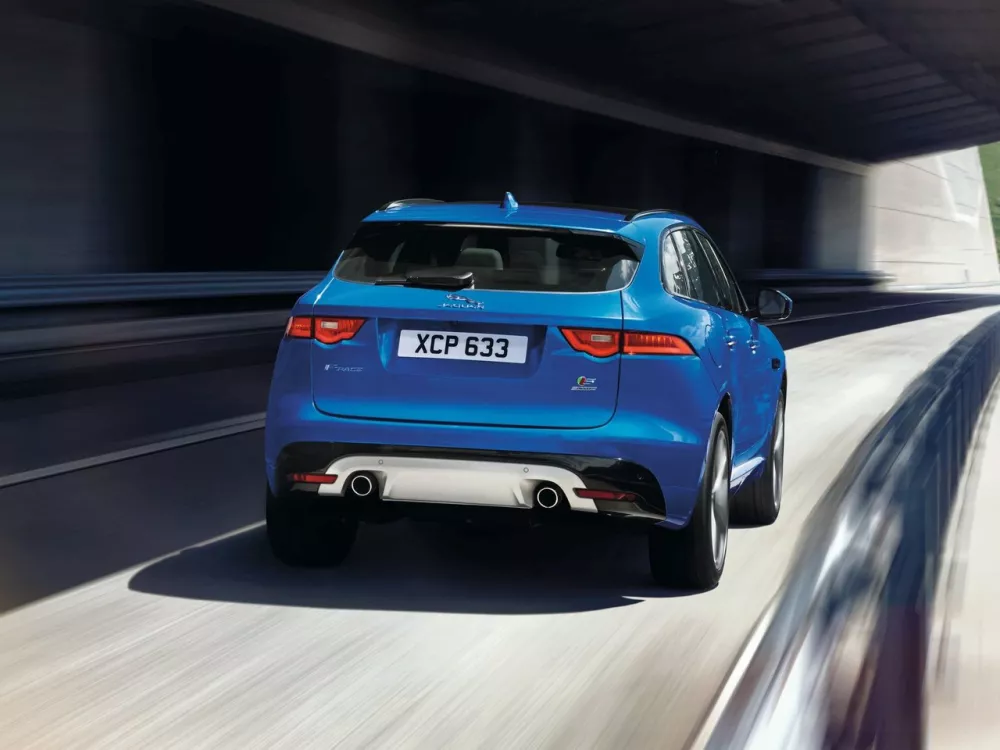 Автомобиль Jaguar F-Pace I Внедорожник (5 дверей)