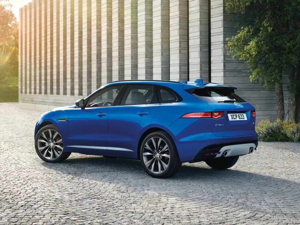 Автомобиль Jaguar F-Pace I Внедорожник (5 дверей)