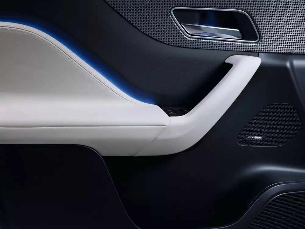 Автомобиль Jaguar F-Pace I Внедорожник (5 дверей)