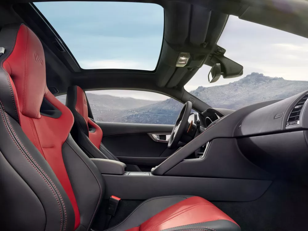 Автомобиль Jaguar F-Type I Купе