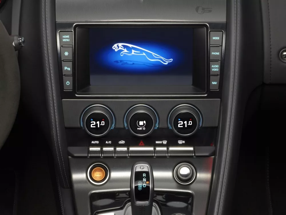 Автомобиль Jaguar F-Type I Родстер
