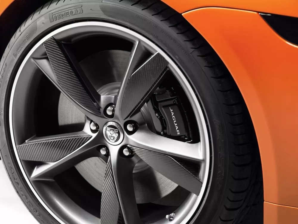Автомобиль Jaguar F-Type I Родстер