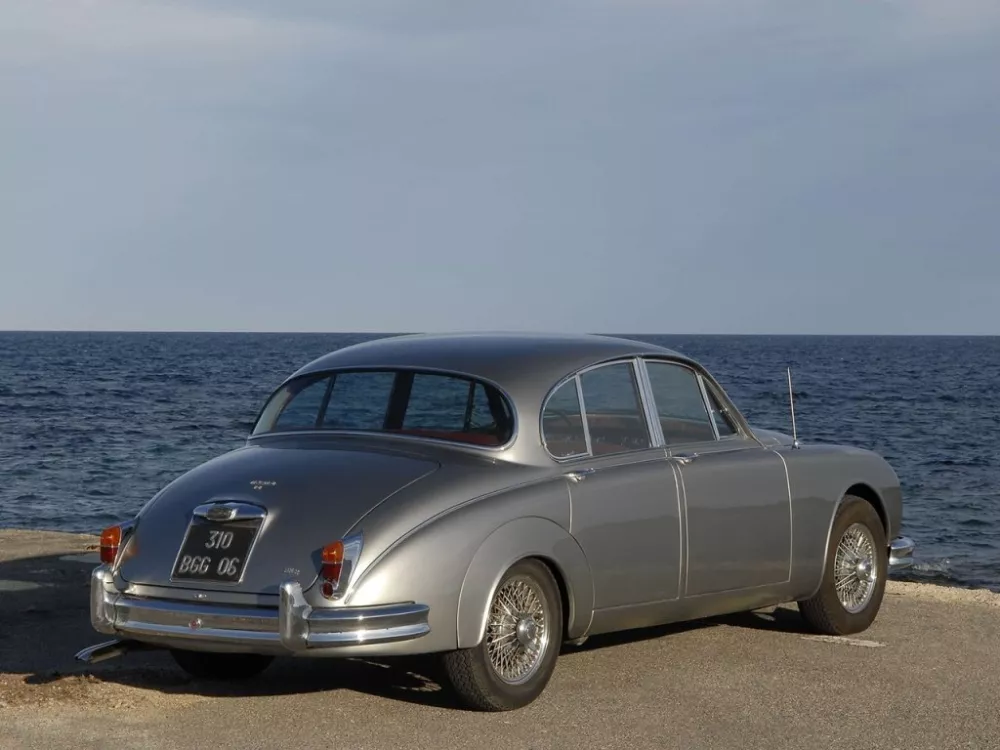 Автомобиль Jaguar Mark 2 I Седан
