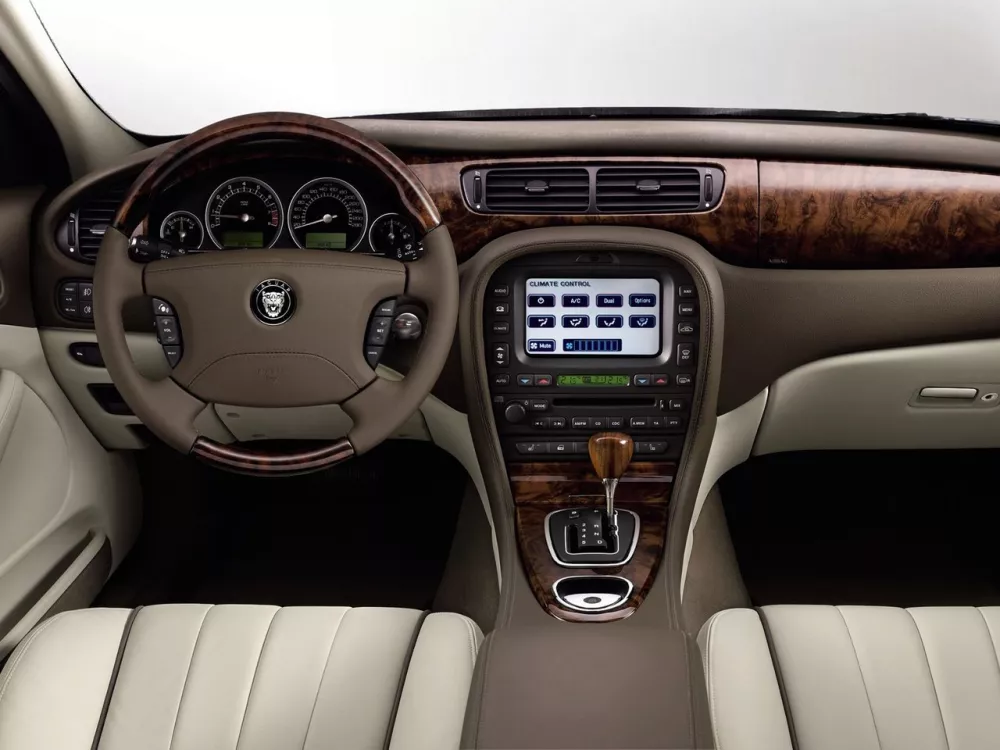 Автомобиль Jaguar S-Type I Рестайлинг Седан
