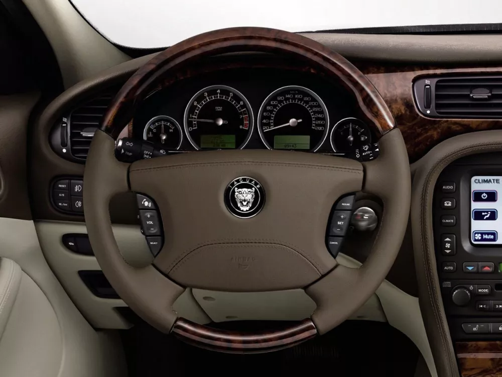 Автомобиль Jaguar S-Type I Рестайлинг Седан