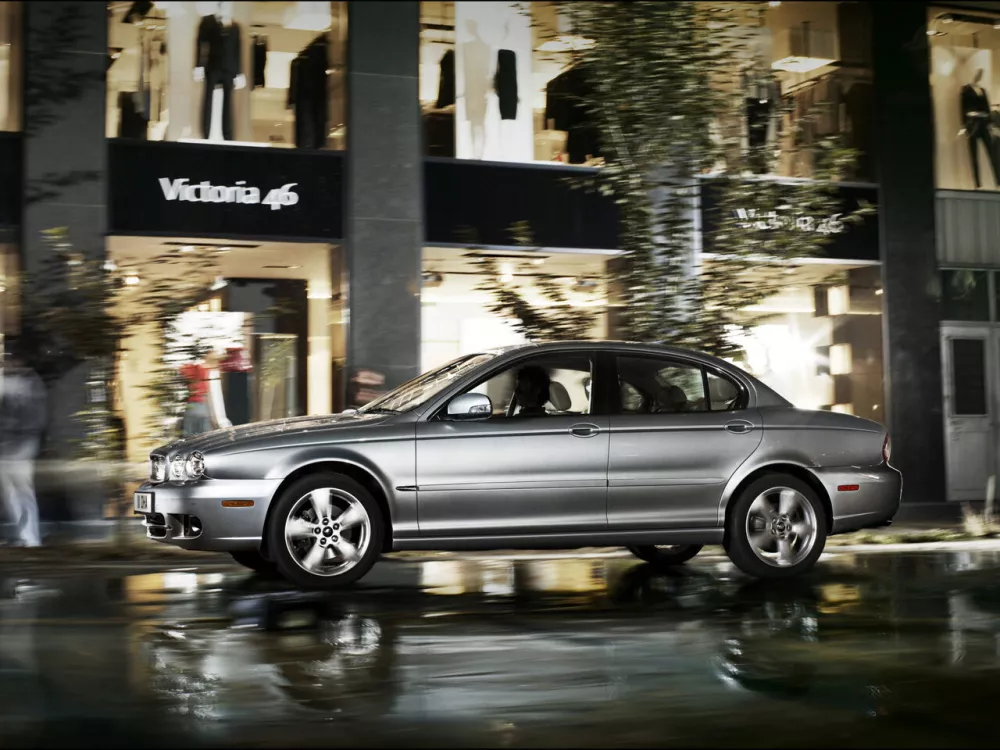 Автомобиль Jaguar X-Type I Рестайлинг Седан
