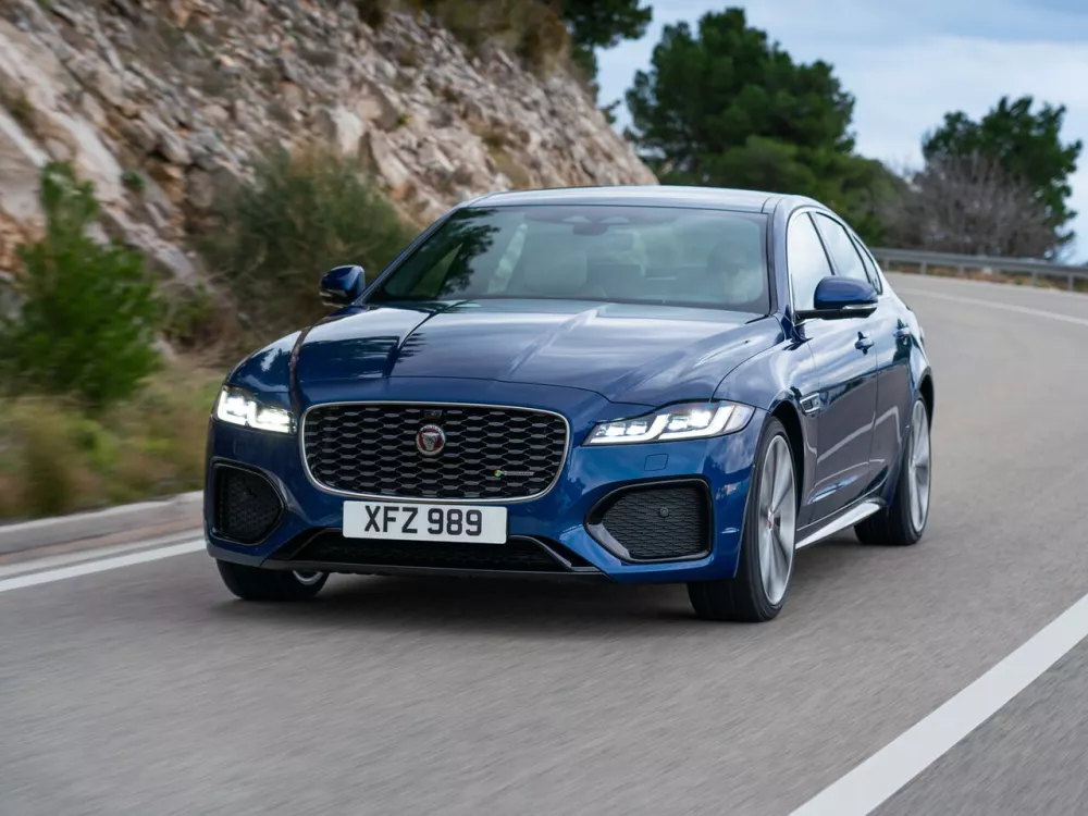 Автомобиль Jaguar XF II Рестайлинг Седан