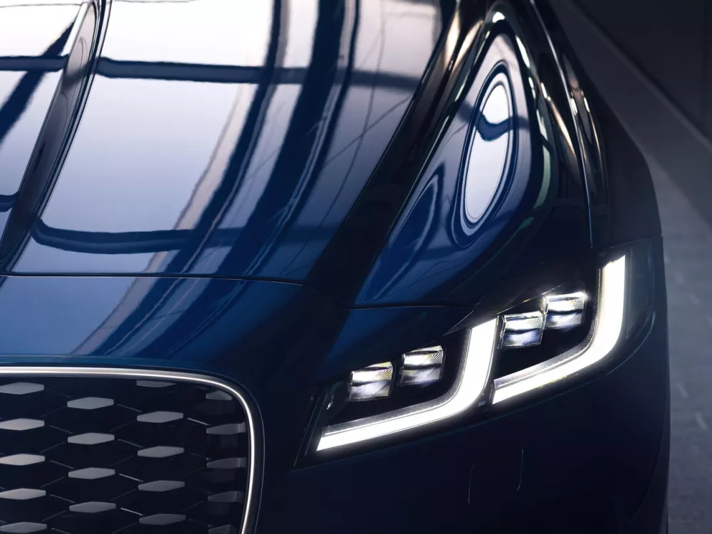 Автомобиль Jaguar XF II Рестайлинг Седан