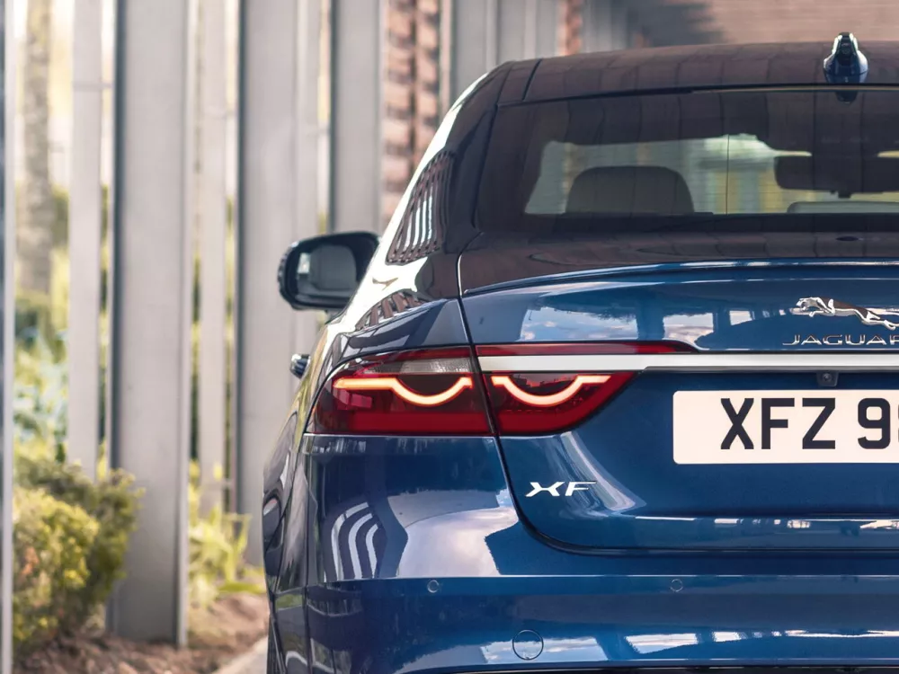 Автомобиль Jaguar XF II Рестайлинг Седан