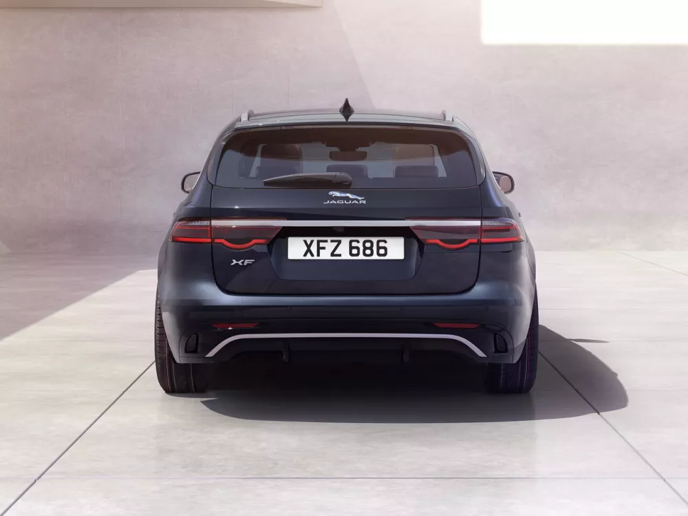 Автомобиль Jaguar XF II Рестайлинг Универсал (5 дверей)