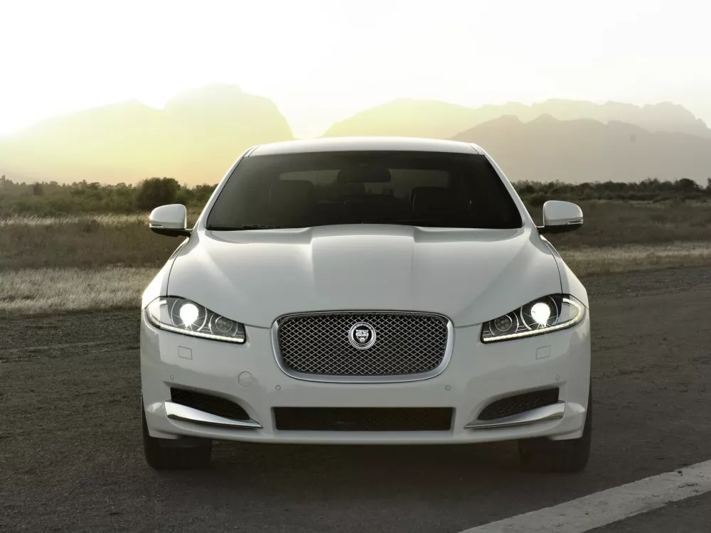 Автомобиль Jaguar XF I Рестайлинг Седан
