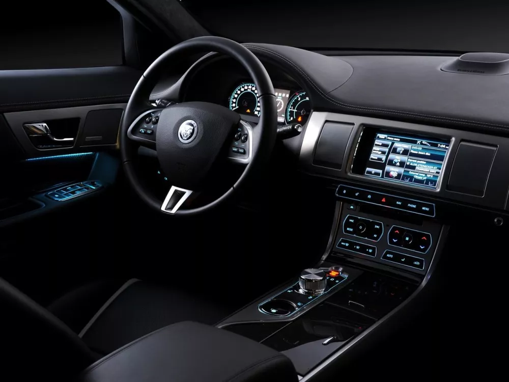 Автомобиль Jaguar XF I Рестайлинг Седан