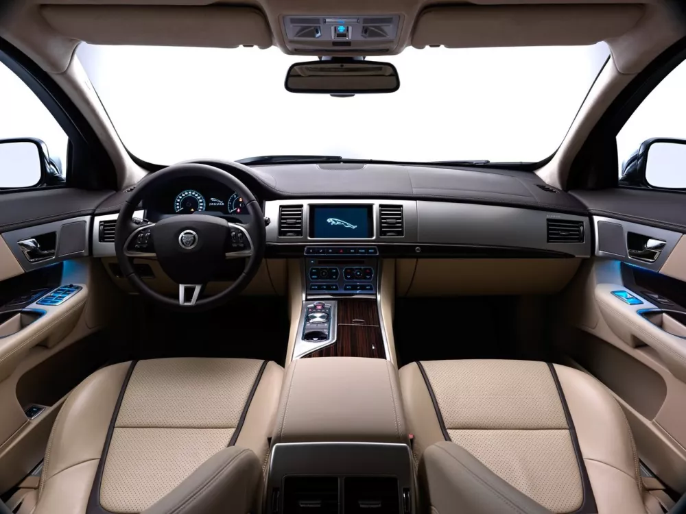 Автомобиль Jaguar XF I Рестайлинг Универсал (5 дверей)
