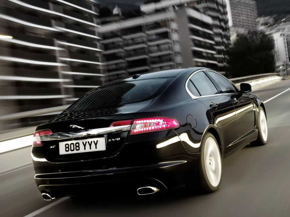 Автомобиль Jaguar XF I Седан