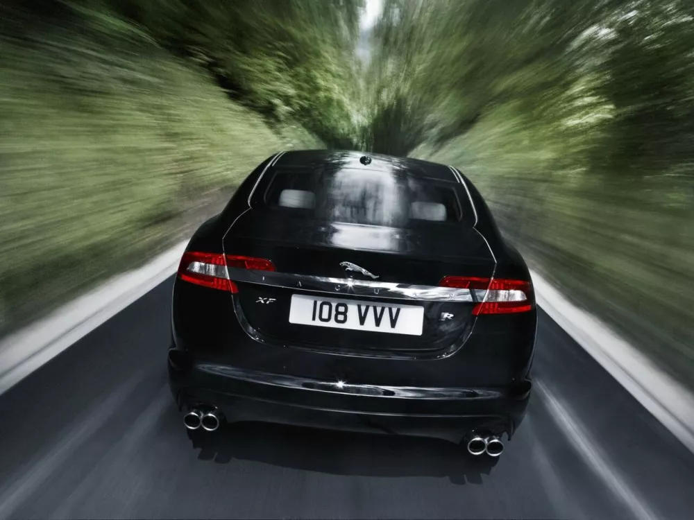 Автомобиль Jaguar XFR I Седан