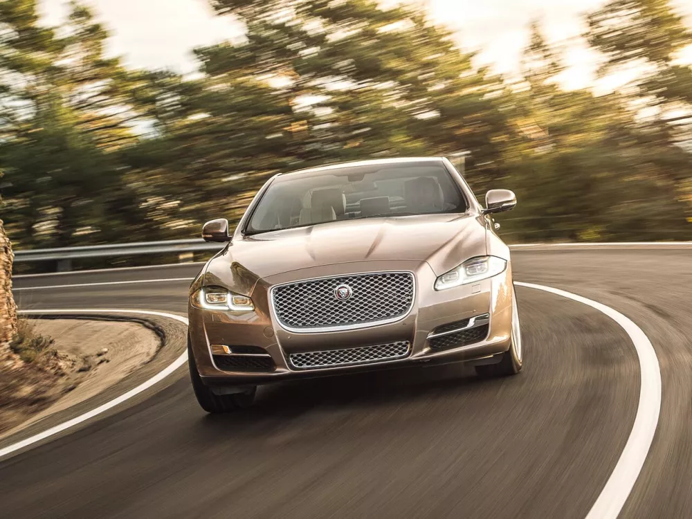 Автомобиль Jaguar XJ IV (X351) Рестайлинг Седан