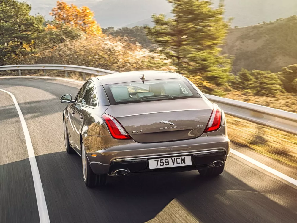 Автомобиль Jaguar XJ IV (X351) Рестайлинг Седан